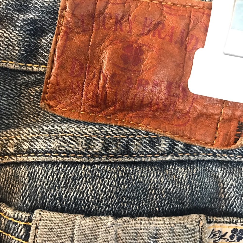 Lucky Jeans - Picture 3 of 4